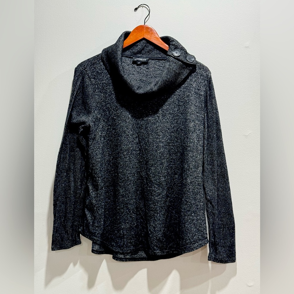 Fortune & Ivy Charcoal Gray Sweater Size XL